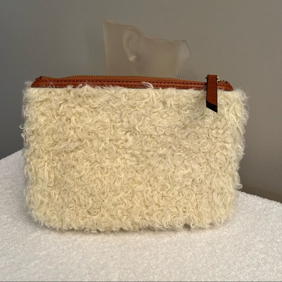 & Other Stories White Faux Fur Leather Zipper Clutch NWT - Picture 2 of 7